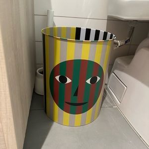 dusen dusen trash can